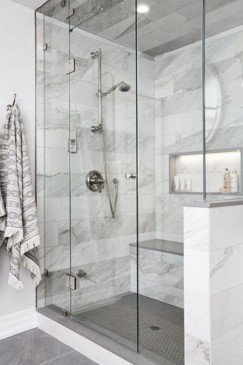 12 Awesome Marble in Shower Design Ideas | Decoholic Minimal Bathroom Design, Minimal Bathroom, Bathroom Shower Design, Beautiful Farmhouse, Bathroom Goals, Bathroom Remodel Shower, Trendy Bathroom, Shower Remodel, Bathroom Remodel Master