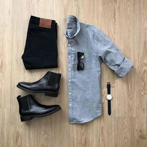 Style Inspiration For Men on Instagram: “monochrome is super for short men! 13 style tips for short men, link is in my profile!!! 📸 @mrjunho3” Lecturer Outfit, Capsule Wardrobe Men, Mantel Outfit, Mens Business Casual Outfits, Men Fashion Casual Shirts, Mens Casual Dress Outfits, Outfit Grid, Gray Shirt, Cool Outfits For Men