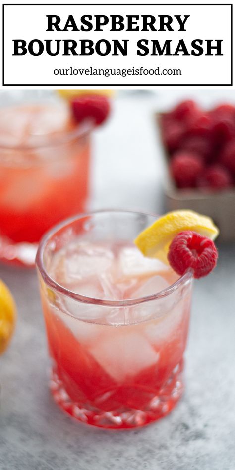 This easy raspberry bourbon smash recipe is the bourbon drinker’s answer to a classic mojito. The ultimate fruity and refreshing bourbon cocktail! Raspberry Whiskey Drinks, Pink Bourbon Cocktail, Four Roses Bourbon Recipes, Summer Bourbon Drinks, Bourbon Mixed Drinks, Bourbon Drinks Recipes, Sugar Free Cocktails, Green Drink Recipes, Raspberry Drink