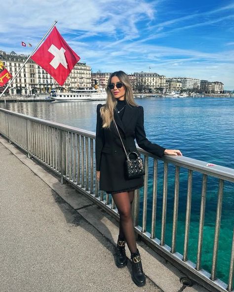 Fernanda Lisboa Costa on Instagram: "Que cidade linda ❤️ 📍Genebra, Suiça🇨🇭" Geneva Outfit, Geneva Fashion, Zurich Photo Ideas, Zurich Outfit, Look Paris, Looks Paris, Portugal Travel Outfit, Switzerland Outfits, European Fashion Summer