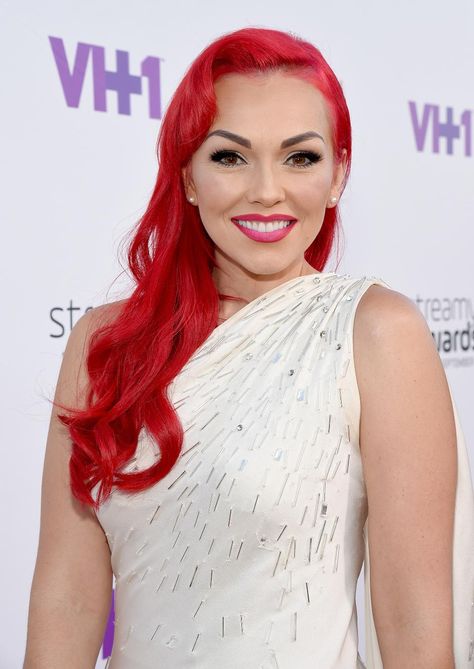 YouTube Stars Aren't All Under 30: Meet Kandee Johnson Kandee Johnson, Youtube Stars, Beauty School, Makeup Guru, Cool Hair Color, Pink Hair, Red Hair, One Shoulder Blouse, Makeup Tutorial