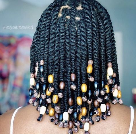 Twist With Beads, Stretched Hair, Short Twists, Natural Hair Twists, Mini Twists, Hair Twist Styles, Braids With Beads, Natural Hair Styles Easy, Natural Styles