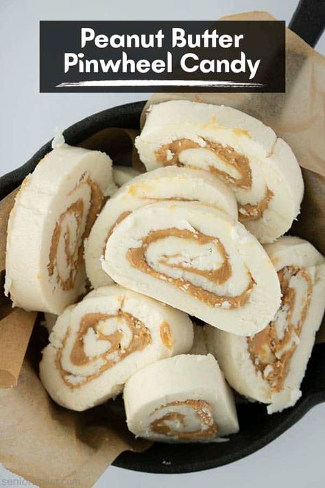 Pinwheel Candy Recipe, Peanut Butter Pinwheel Candy, Peanut Butter Pinwheels, Pinwheel Candy, Potato Candy, Easy Candy, Christmas Candies, Peanut Butter Candy, Peanut Butter Roll