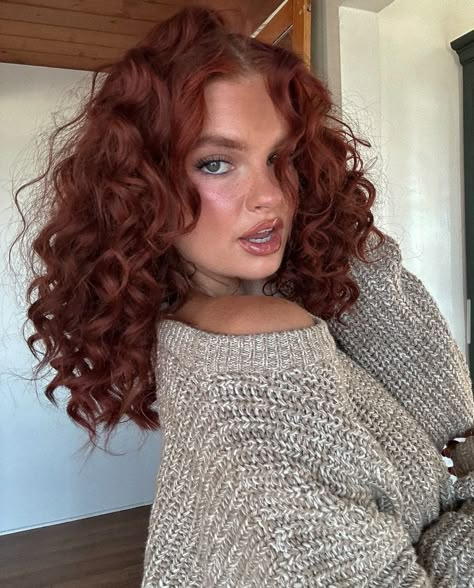 Annabelle Hooper, Ideas De Pelo, Merida Brave, Dark Red Hair, Hair 2024, Shirley Temple, All Grown Up, Good Hair Day, Good Hair