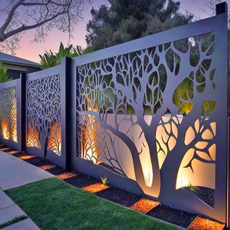 Diy Backyard Fence, Fence Wall Design, Wood Fence Design, Diy Garden Fence, Modern Fence Design, Fence Designs, Yard Fence, Lawn Design, Cheap Fence