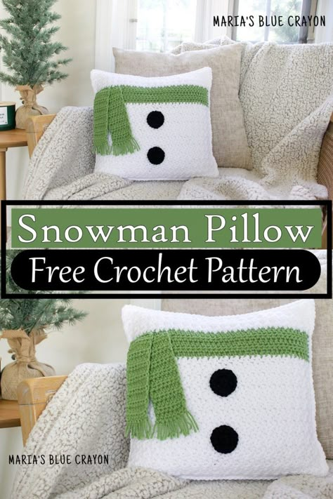 Crochet Snowman Pillow, Crochet Elf, Crochet Pillow Patterns Free, Cushion Cover Pattern, Crocheted Christmas, Pillow Covers Pattern, Snowman Pillow, Crochet Snowman, Crochet Pillow Cover