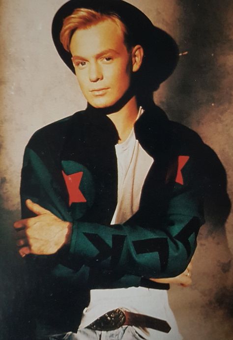 Jason Donovan, 80s Posters, Fit Guys, 1980's Fashion, Brand Ideas, 1980s Fashion, Kylie Minogue, Mens Fitness, Quick Saves