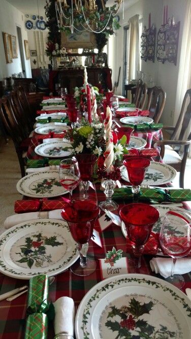 Spode Table Setting, Spode Christmas Table Settings, Christmas Table Scape, Christmas Dinner Table, Dinner Table Setting, Holiday Table Settings, Table Scape, Spode Christmas, Christmas Living Rooms