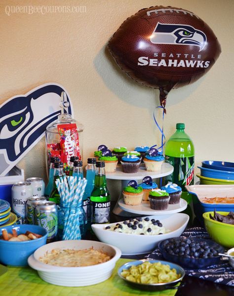 Seahawks Super Bowl Party Ideas. The 12th Man will throw the party of the year! Seahawks Food, Seahawks Party, Game Day Ideas, Super Bowl Ideas, Seahawks Super Bowl, Boys Food, Baby Shower Ideas For Boys, Football Birthday Party, Seahawks Football