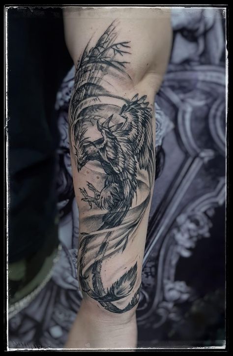 Pheonix Tattoo Forearm Men, Fenix Tattoo Men, Forearm Phoenix Tattoo For Men, Tattoo For Men Arm, Phoenix Tattoo Men, Phoenix Tattoo Sleeve, Wolf Tattoo Forearm, Tato Phoenix, Small Eagle Tattoo