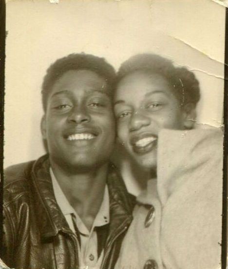 Black Love Images, Couples Vintage, Vintage Photo Booths, Photobooth Pictures, Black Couple, Vintage Couples, Vintage Black Glamour, Oscar Wilde, Vintage Magazine