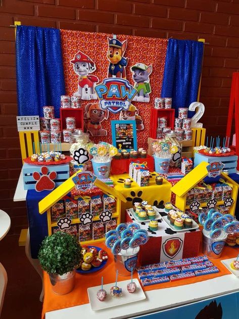 Loving the dessert table at this Paw Patrol Birthday Party!! See more party ideas and share yours at CatchMyParty.com #catchmyparty #partyideas #pawpatrolbirthdayparty #pawpatroldesserttable #boybirthdayparty #pawpatrol Paw Patrol Birthday Dessert Table, Paw Patrol Treat Table, Paw Patrol Candy Table, Paw Patrol Table Decorations, Paw Patrol Dessert Table, Paw Patrol Birthday Party Ideas, Birthday Paw Patrol, Paw Patrol Birthday Decorations, Paw Patrol Party Decorations