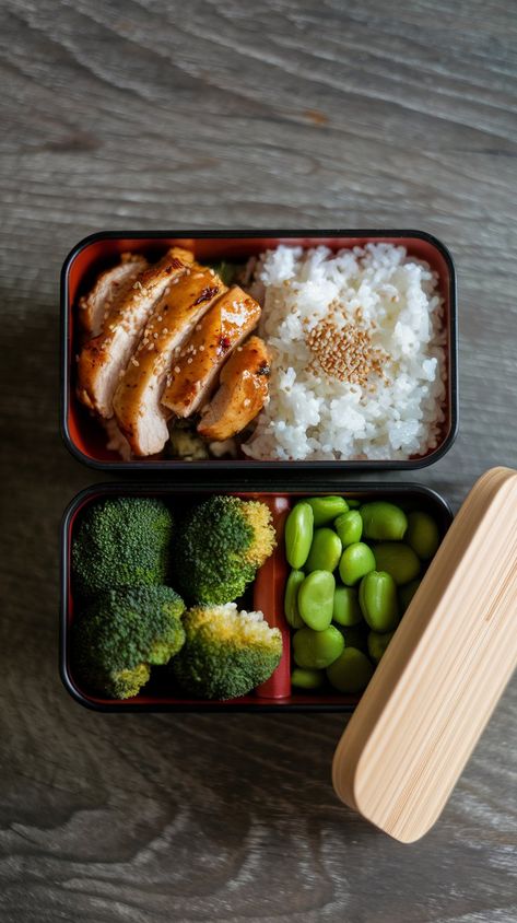 20 Bento Work Lunch Ideas for Your Workday - For Busy Bee's Work Lunch Ideas Bento, Easy Healthy Lunch Box Ideas For Adults, Asian Work Lunch Ideas, Clean Eating Bento Box Ideas, Lunch Box Inspiration, Healthy Food Lunch Box Ideas, Heathly Lunches For Work, Adult Healthy Lunchables, College Lunch Box Ideas