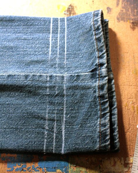 Shorten Jeans, Jeans Hem, Hem Dress Pants, Phone Amplifier, Hemming Jeans, Sewing Hems, Sewing Jeans, Original Hem, Sewing Pants