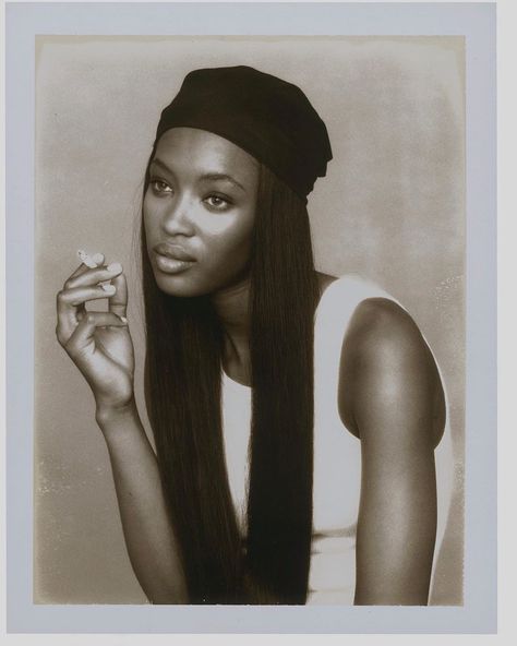 Naomi Campbell 90s, Albert Watson, Girls Yoga, Nadja Auermann, 90s Supermodels, 90s Models, Linda Evangelista, Model Aesthetic, Christy Turlington