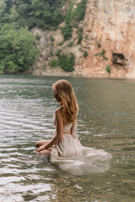 Lake Water Photoshoot, River Portrait Photoshoot, Water Portrait Photography Lakes, River Goddess Photoshoot, River Dress Photoshoot, Grad Pics In Water, White Dress Lake Photoshoot, Senior Lake Photoshoot, Sitting In Water Pose