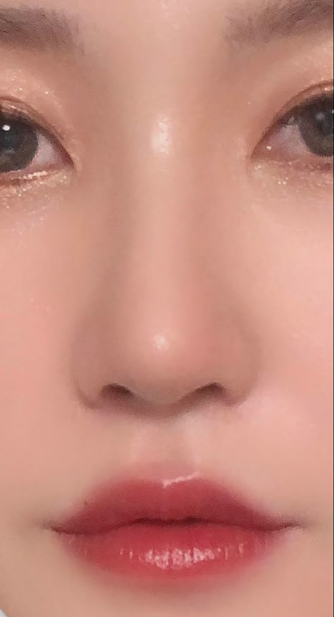 Pretty Nose Shape Front View, Slim Nose Front View, Pretty Nose Aesthetic, Small Pouty Lips, Straight Nose Front View, Small Nose Aesthetic, Button Nose Front View, Perfect Nose Front View, Pixie Nose