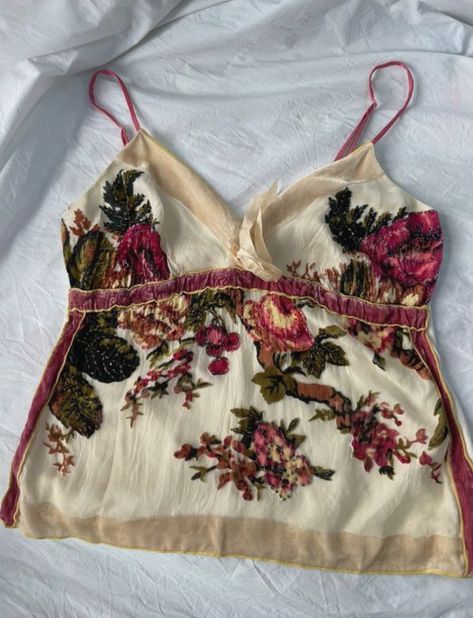 Vintage Wishlist, Italian Embroidery, Vintage Cami Top, Thrift Inspo, Embroidery Top, Velvet Top, Thrift Finds, Rory Gilmore, Mode Inspo