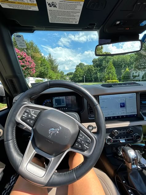 summer car roof off #bronco #fordbronco #summer #drive #sunny Two Door Bronco, Ford Bronco Sport Interior, Bronco Sport Aesthetic, Dream Car Interior, Ford Bronco Aesthetic, Bronco Aesthetic, White Ford Bronco, Ford Bronco Interior, Lifted Bronco