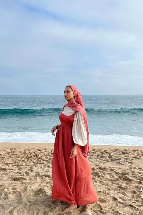 Modest Summer Outfits Muslim, Summer Outfits Muslim, Aesthetic Muslim Outfits, Hijabi Fashion Summer, Modest Outfits Muslim, Outfits Muslim, Afrocentric Fashion, Modest Summer Outfits, Fashion Sketches Dresses