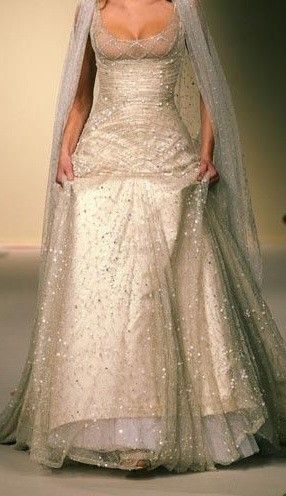 Pretty Wedding Dresses, Chique Outfits, Dream Wedding Ideas Dresses, Prom Dress Inspiration, Fantasy Gowns, A Wedding Dress, Fairytale Dress, Fantasy Dress, Glam Dresses