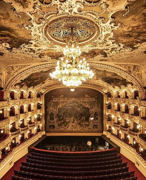 Theater Arts Aesthetic, Baroque Theatre, Theatre Academia, Opera Aesthetic, Theater Aesthetic, Opera Theatre, Night At The Opera, A Night At The Opera, Castle Aesthetic