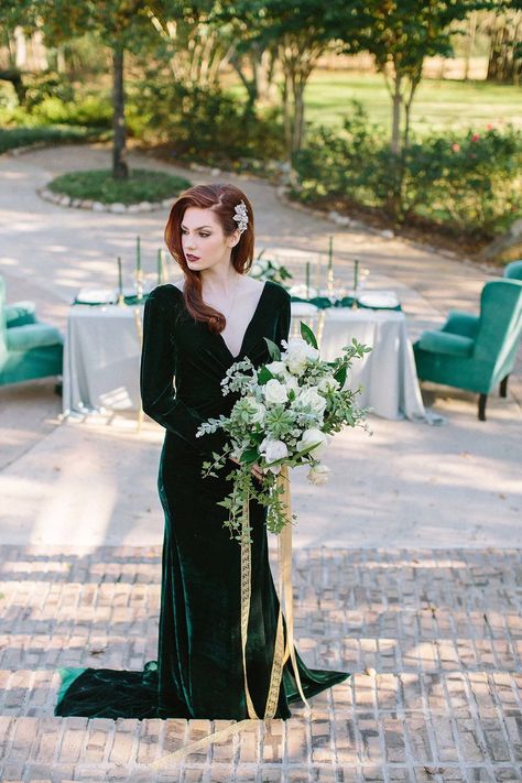 This velvet green bridesmaid dress is perfect for any fall wedding or winter wedding.  Check out more pictures from this elegant Pantone Color of the Year greenery shoot!  Dallas Fort Worth Texas Wedding Planner | Shannon Rose Events Velvet Wedding Dress, Winter Wedding Fashion, Green Wedding Dresses, Velvet Wedding, Autumn Bride, Mermaid Bridesmaid Dresses, Green Bridesmaid, White Wedding Flowers, Green Bridesmaid Dresses