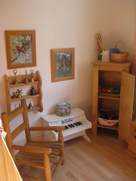 360 of the Playroom: Music Corner | Flickr - Photo Sharing! Preschool Environments, Nursery Setup, Waldorf Playroom, Captain Chaos, Steiner Waldorf, Kindergarten Interior, The Wonder Years, Music Corner, Preschool Rooms