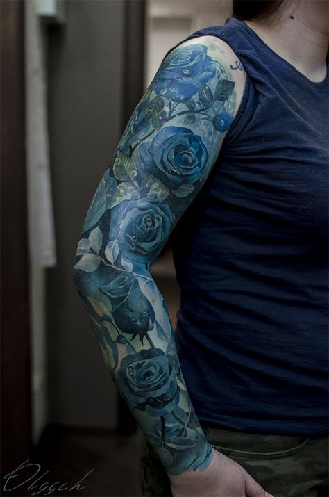 Blue roses sleeve by Olggah.deviantart.com on @DeviantArt Black And Blue Tattoo, Blue Flower Tattoos, Blue Ink Tattoos, Rose Tattoo On Arm, Rose Tattoo Sleeve, Rose Sleeve, Rose Tattoos For Men, Blue Rose Tattoos, Dark Blue Flowers