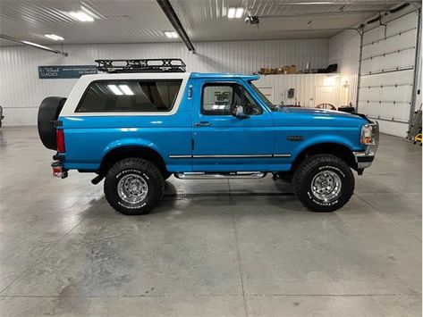 1995 Ford Bronco (CC-1606163) for sale in Holland , Michigan 1995 Bronco, Ford Bronco 1996, Custom Bronco, 1995 Ford Bronco, Ford Bronco For Sale, Tonka Trucks, Ford Pick Up, Classic Bronco, Muscle Truck