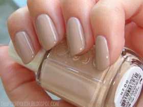 Essie Brooch The Subject, Wonderful Thursday, Tan Nails, Natural Nails Manicure, Fall Manicure, Gel Nail Art Designs, Nail Design Inspiration, Casual Nails, Hello Lovely