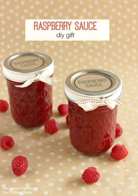 Raspberry Sauce DIY Gift Raspberry Sauce Recipe, Raspberry Sauce, Diy Jar Crafts, Mason Jar Gifts, Sweet Sauce, Jams & Jellies, Canning Recipes, Jar Crafts, Food Gifts