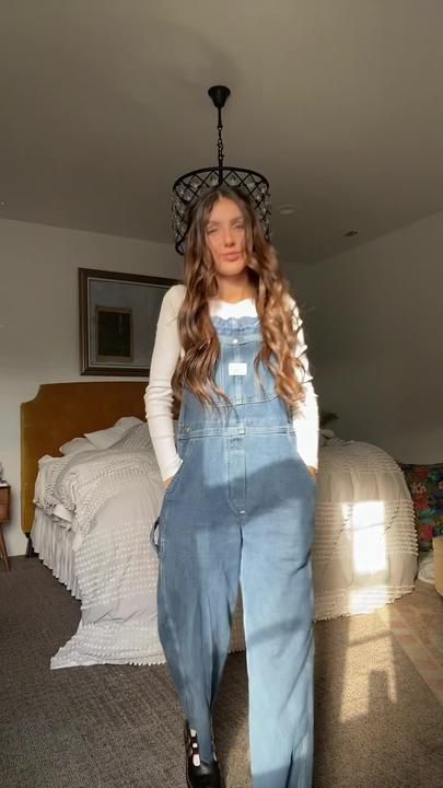 Emery Chipman on TikTok Emery Chipman Ootd, Emery Chipman Outfit, Emery Chipman, Hogwarts Dr, Thrift Inspo, Streetwear Inspo, 2024 Outfits, Fire Fits, Dream Style