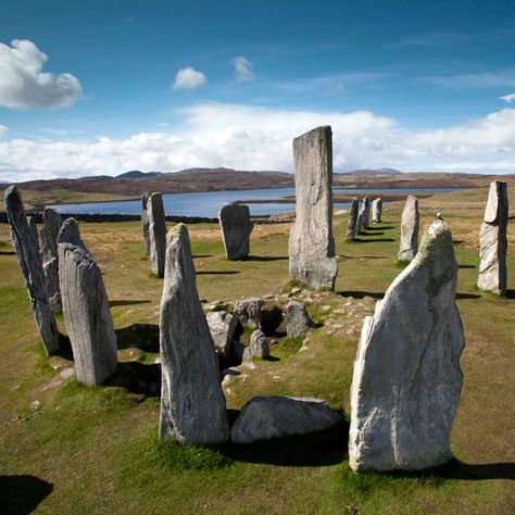 Calanais Standing Stones Callanish Stones, Highland Fling, Trip To Scotland, Landscape Reference, Ancient Monuments, Scotland Vacation, Stone Circles, Isle Of Lewis, Scottish History