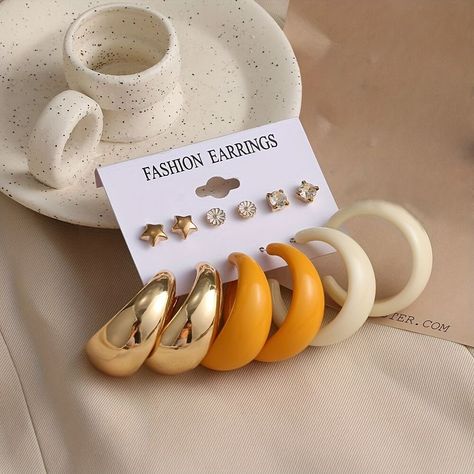 6 Pairs Earrings Set ❌❌sold Shop via DM/ Click link in bio to order 🛍️ #jewelrystoreinilorin #accessorizeinstyle #evjewelrystore Pearl Earring Set, Vintage Gold Earrings, Earrings For Girls, Geometric Heart, Pearl And Diamond Earrings, Gold Pearl Earrings, Small Earrings, Girls Earrings, Gold Plated Earrings