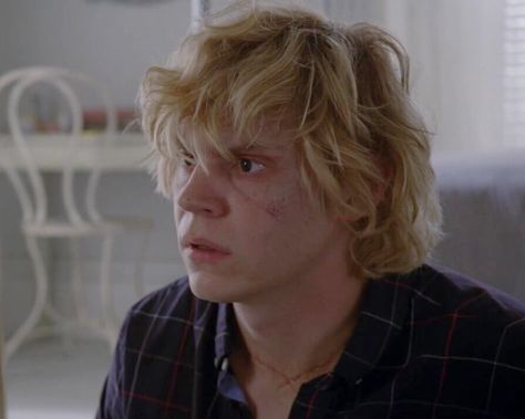 Evan Peters / kyle Kyle Spencer, Evan Peters, Coven, Blonde, Hair