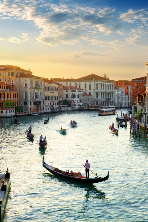 Gondolas on the grand canal in Venice Italy at sunset. Grand Canal Venice Italy, Gondola Venice, Venice Travel Guide, Grand Canal Venice, Venice Travel, Grand Canal, Venice Italy, Places To See, All Over The World