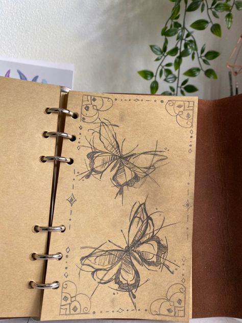 Butterfly Sketch, Crazy Ideas, Photos Of People, Flower Art Drawing, Meaningful Drawings, Hilarious Photos, Butterfly Drawing, Art Diary, Small Canvas Art