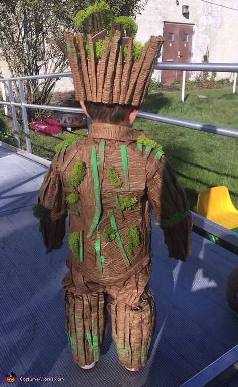 Diy Groot Costume For Kids, Groot Costume Diy, Groot Costume For Kids, Baby Groot Costume, Groot Halloween Costume, Groot Costume, Groot Baby, 2017 Halloween Costumes, Paper Costume