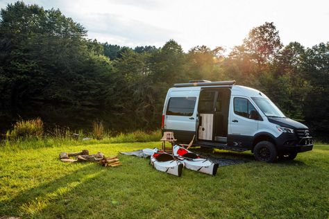 Airstream Interstate 19X Campervan: Compact, Rugged, and Loaded With Amenities Propane Generator, Airstream Interstate, Adventure Van, Dry Camping, Trailer Build, Ram Promaster, Hot Water System, All Terrain Tyres, Sprinter Van