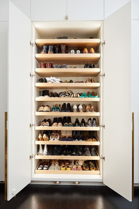 Pull Out Shoe Storage Closet, Shoe Closet Built In, Shoe Closet With Doors, Shoe Closet Design Ideas, Entrance Shoe Storage Ideas, Shoe Storage Ideas Closet, Closet Design Plans, Shoe Storage Design, Stylish Room Decor