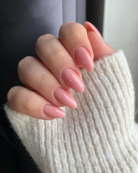 Biab Teddy Nails, Teddy Biab Nails, Biab Nails Long, Almond Biab Nails Designs, Baby Pink Natural Nails, Biab Nails Colors, Biab Overlay, The Gel Bottle Biab, Nude Nails Pink