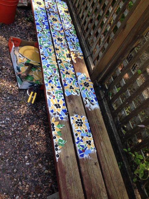 Mosaic Bench, Mosaic On Wood, Mosaic Patio, Mosaic Furniture, Mosaic Garden Art, Mosaic Tile Art, Mosaic Art Projects, Mosaic Madness, Art Mosaic