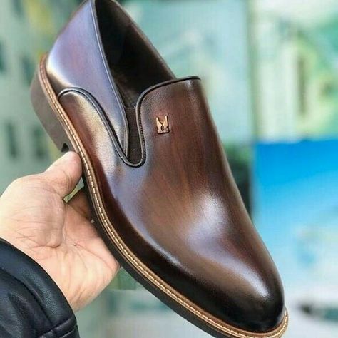 Mens Smart Casual Shoes, Cool Shoes For Men, Mens Dress Shoes Guide, Shoes For Guys, Mens Sandals Fashion, Gents Shoes, Gentleman Shoes, Business Casual Shoes, Monk Strap Shoes