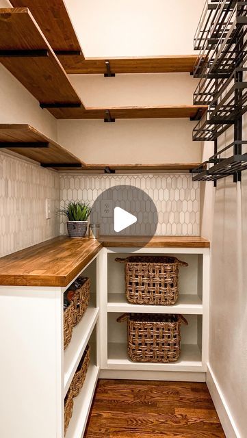 Butcher Block Countertops Pantry, Builder Grade Pantry Makeover, Open Pantry Shelving Ideas, Pantry Color Ideas Paint, Diy Butlers Pantry, Pantry Makeover Diy, Open Pantry Ideas, Diy Pantry Shelves, Open Pantry