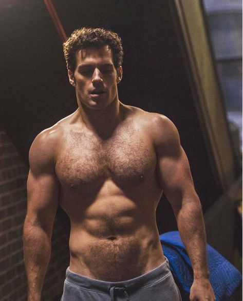 Henry Cavill Org on Twitter: "Happy 36th birthday to Clark Kent- er, Henry Cavill today!… " Henry Cavill Shirtless, Stars D'hollywood, John Rambo, Yennefer Of Vengerberg, Batman Vs Superman, Chris Pratt, Christian Grey, Man Of Steel, Shirtless Men