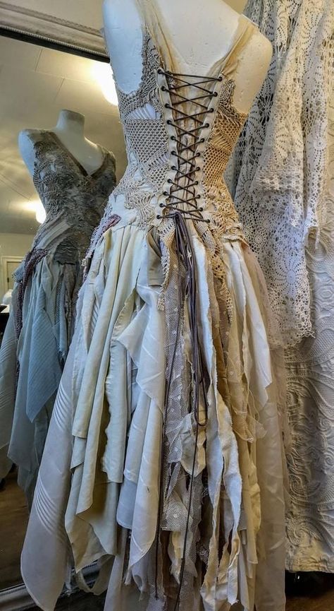 Mystical Clothes, Tattered Wedding Dress, Woodland Living, Wedding Dress Vintage Inspired, Western Winter Fashion, Winter Fashion For Women, Wedding Dresses Vintage Bohemian, Western Winter, Nordic Wedding