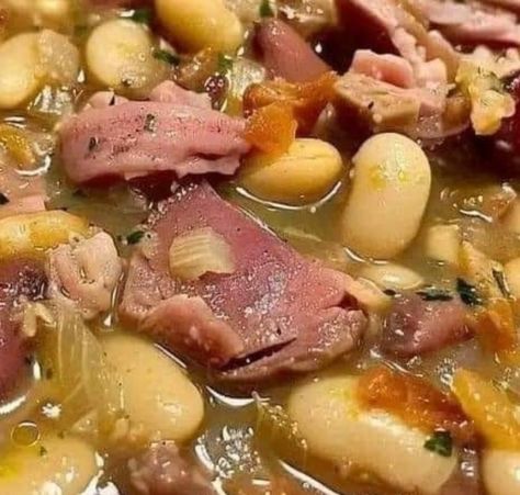 Ham and Bean Soup Ham Hock And Bean Soup Recipes, Ham And Navy Bean Soup Recipes, Bean And Ham Hock Soup, Soup White Bean, Lima Beans And Ham, Ham Hock Soup, Ham Hocks And Beans, Chicken Gnocchi Soup Recipe, Gnocchi Recipes Soup