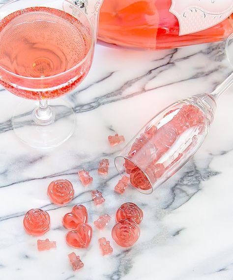 Barbie Themed Bachelorette Party, Champagne Gummy Bears, Mini Pie Recipes, Pink Prosecco, Gummies Recipe, Bachelorette Planning, Iced Coffee Recipes, Jell O Shots, Wine Flavors