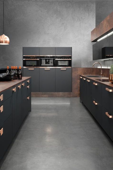 Scavolini Kitchens, Beautiful Kitchen Designs, Dark Kitchen, Popular Kitchens, Kitchen Design Trends, Modern Kitchen Cabinets, Dark Kitchen Cabinets, Copper Kitchen, Grey Kitchens